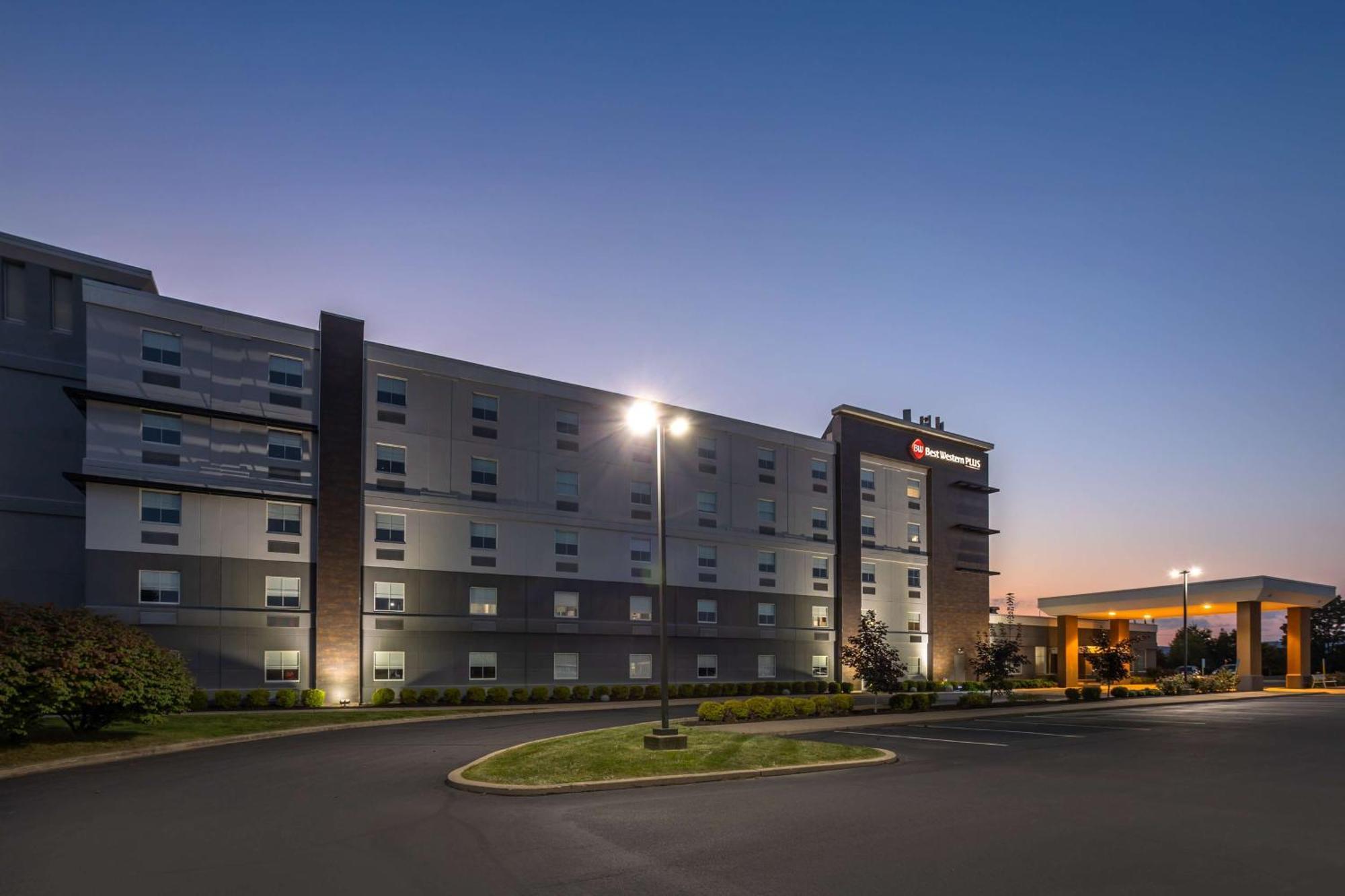 Best Western Plus Wilkes Barre-Scranton Airport Hotel Pittston Exterior foto