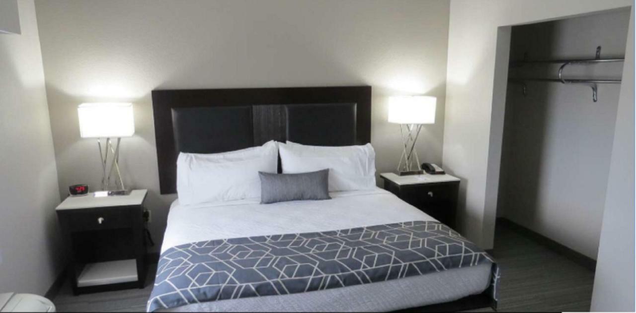Best Western Plus Wilkes Barre-Scranton Airport Hotel Pittston Exterior foto